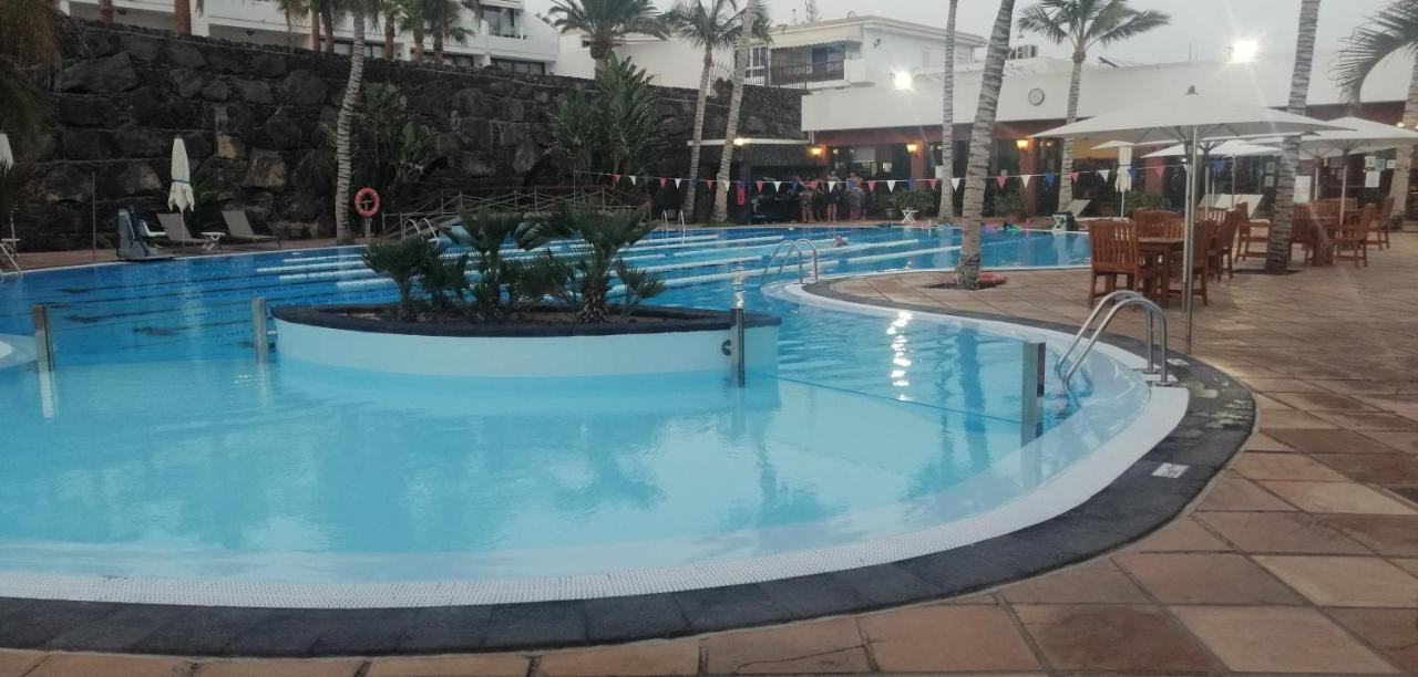 Apartamentos Temisa Puerto del Carmen  Buitenkant foto