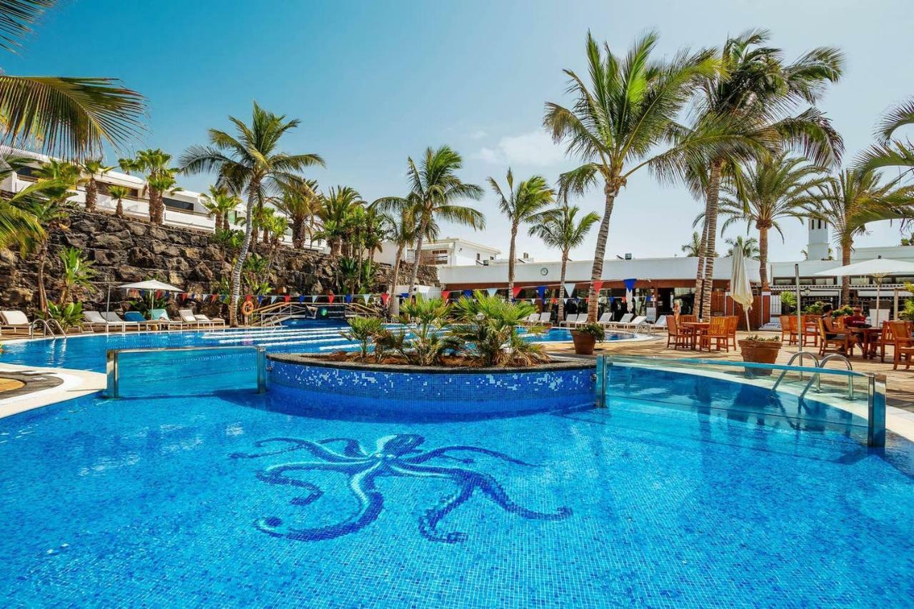 Apartamentos Temisa Puerto del Carmen  Buitenkant foto